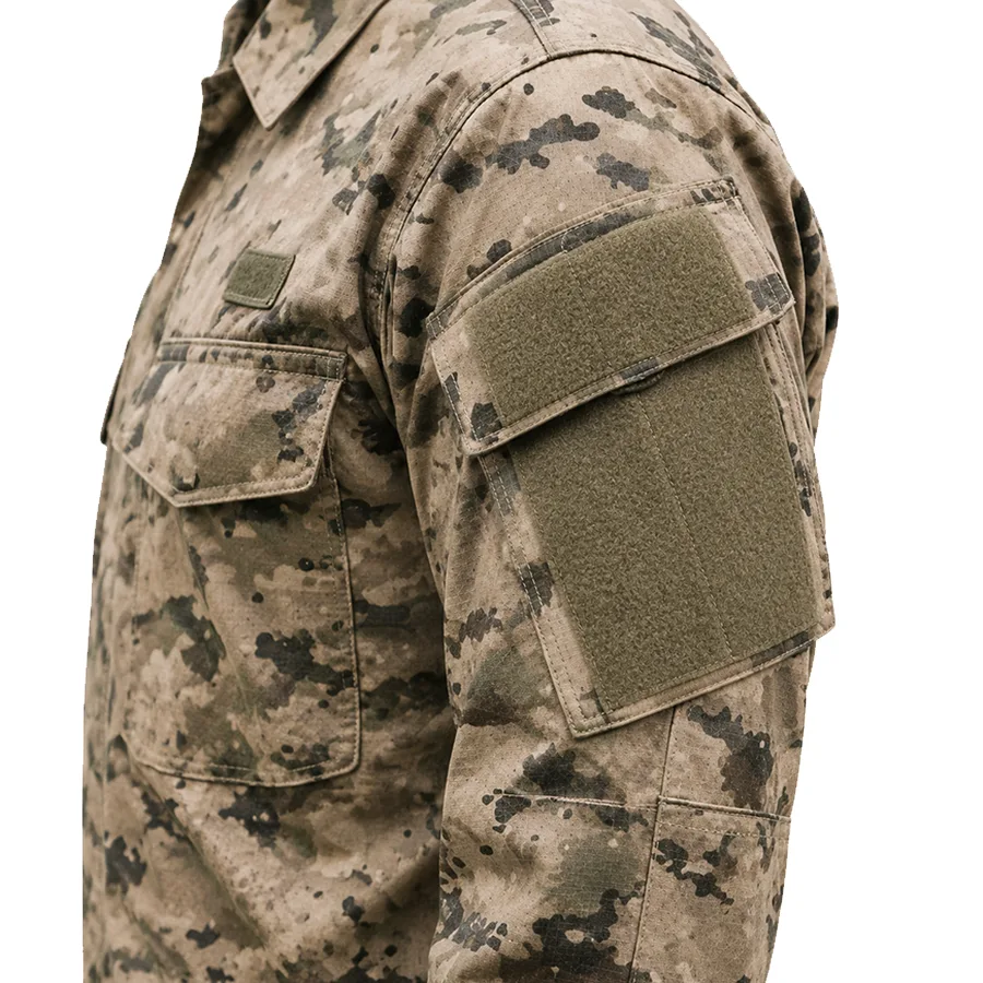 Desert field suit, detail view