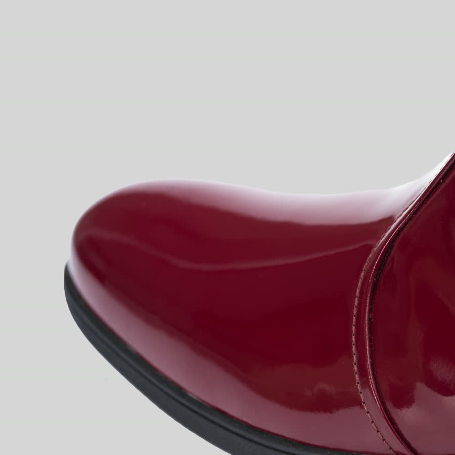 Burgundy Officers Shiny, sole and profile view