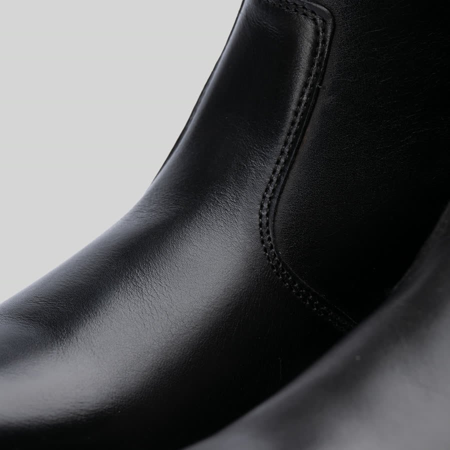 Ladies Boots, detail view