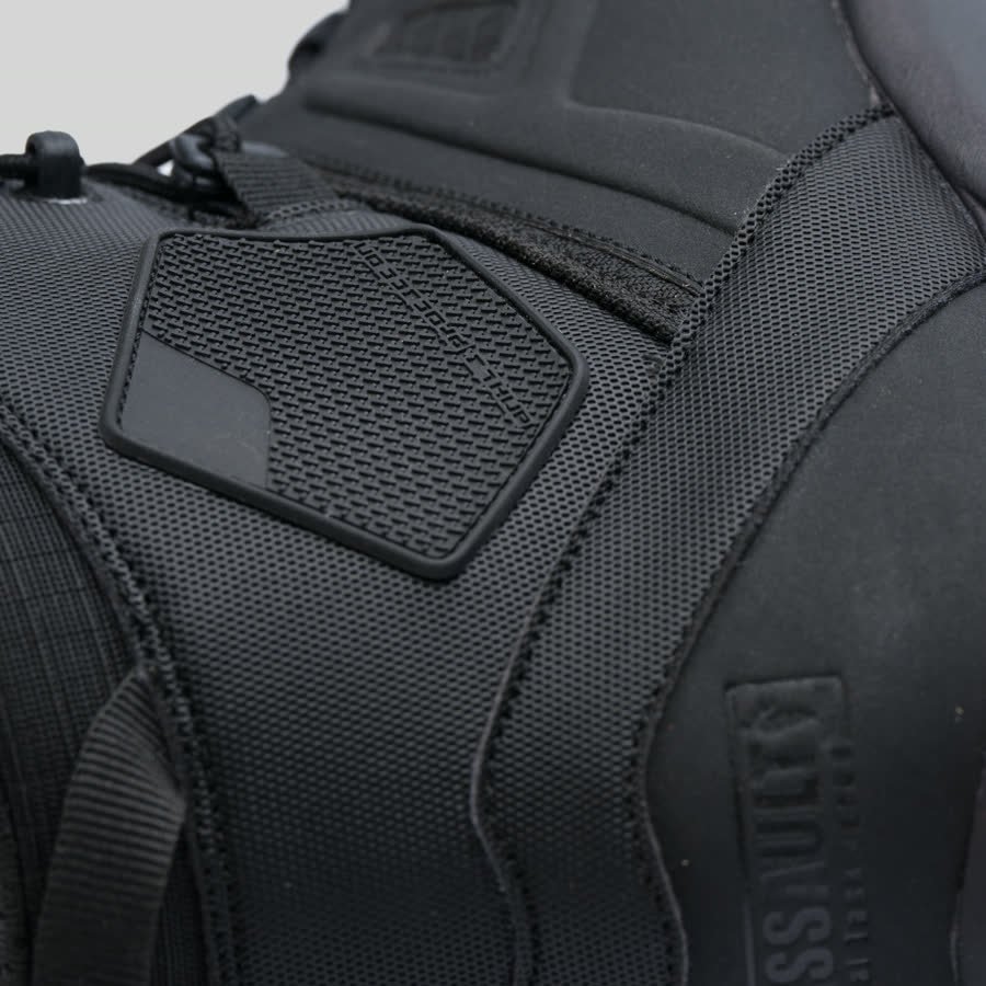Sentinel Core, sole and profile view