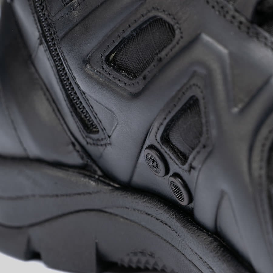 Sentinel Force, sole and profile view